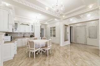 Апартаменты Greek Street Royal Apartment Одесса Апартаменты с 2 спальнями-4